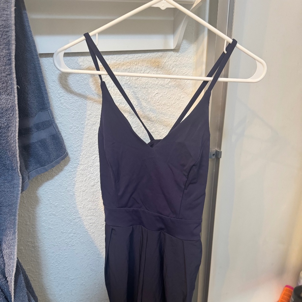 NWT small navy Halara jumper